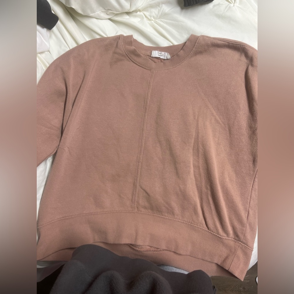Brown crewneck!